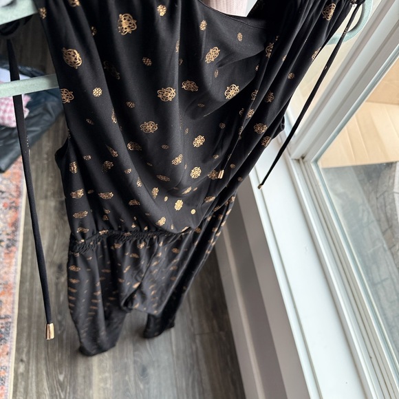 Jumpsuit - Picture 9 of 9